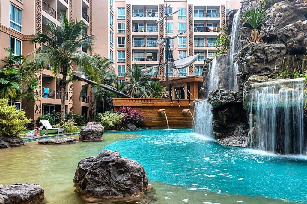 Ferienwohnung Atlantis Waterpark Jomtien Beach Exterior foto
